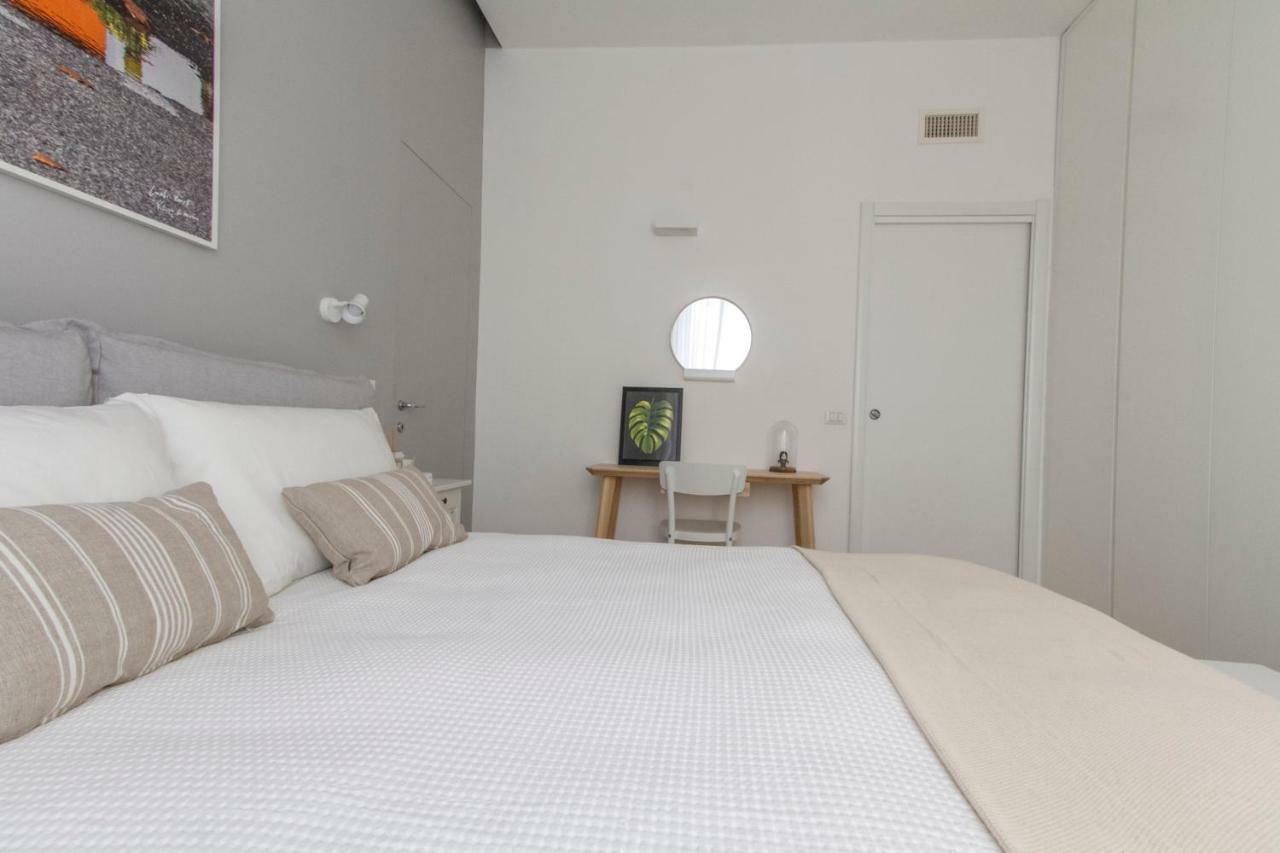 Luxury And Spacious Apartment 米兰 外观 照片