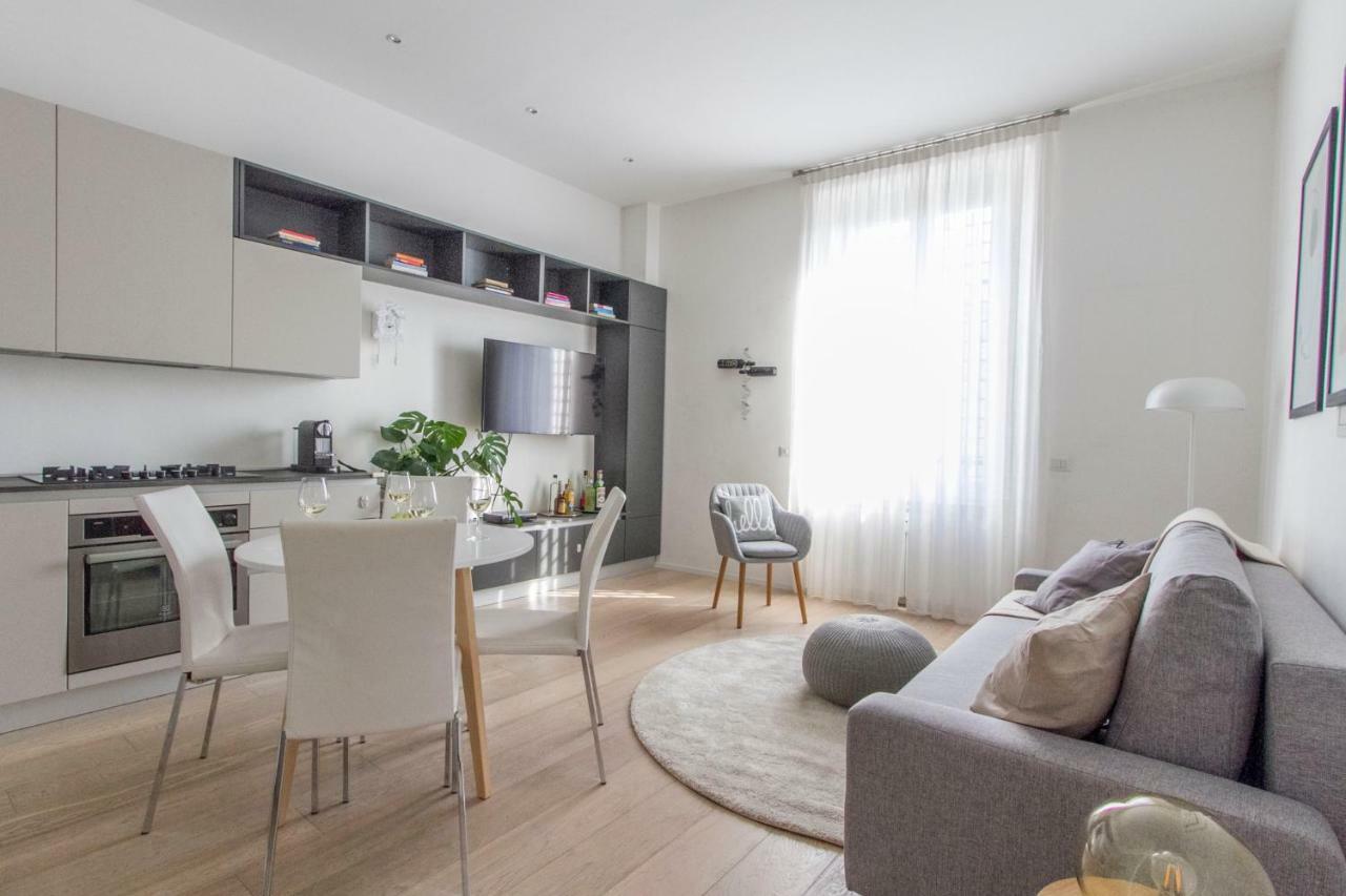 Luxury And Spacious Apartment 米兰 外观 照片