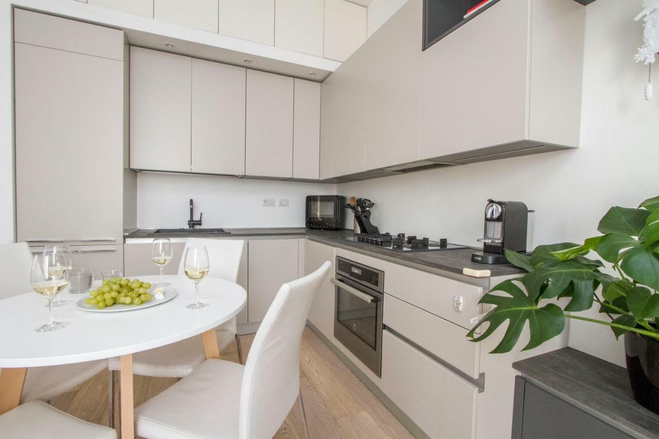 Luxury And Spacious Apartment 米兰 外观 照片