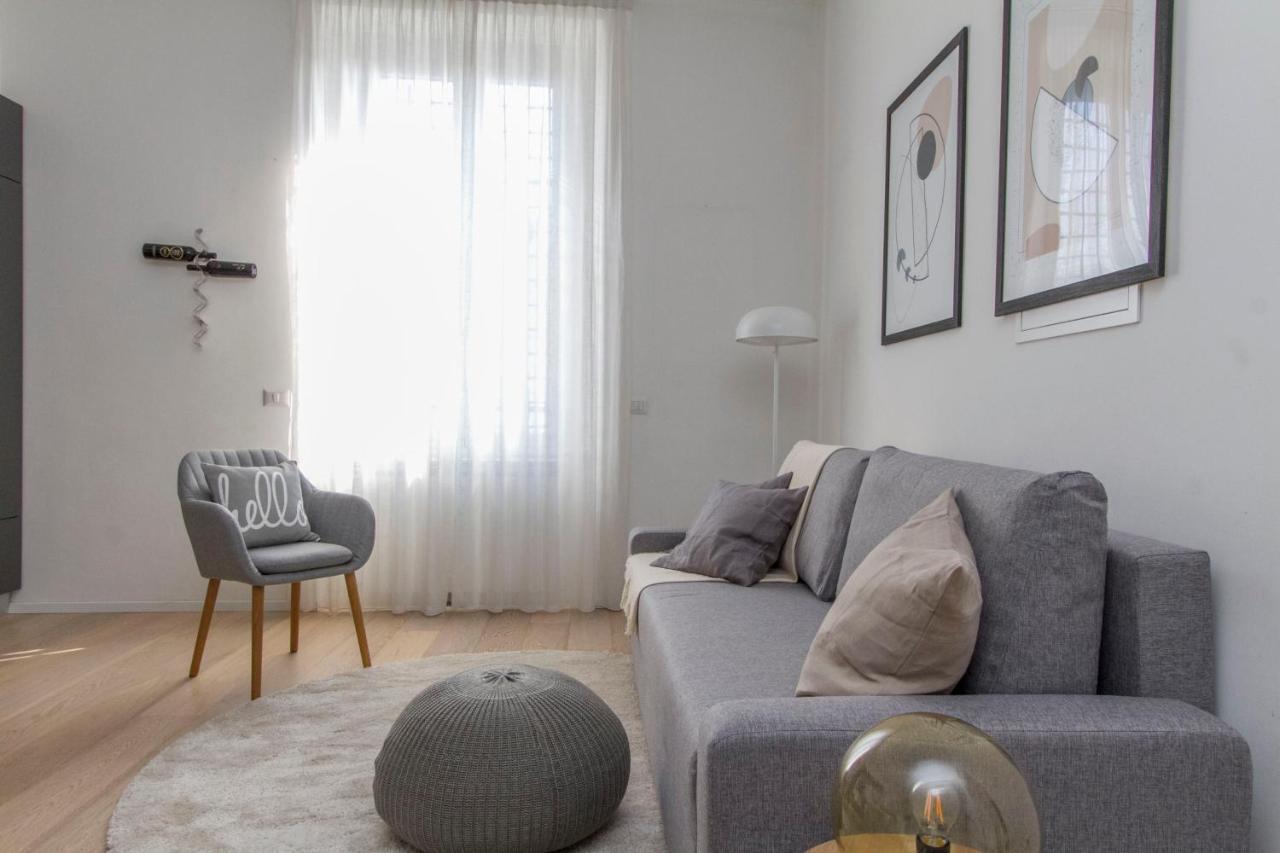 Luxury And Spacious Apartment 米兰 外观 照片